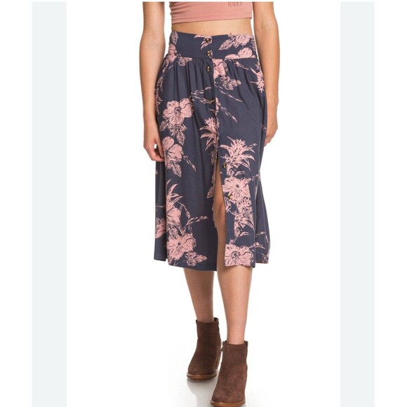 3/$30 Roxy Midi Skirt Womens Medium Mood Indigo Floral Button Front Smocked Back - Picture 3 of 12